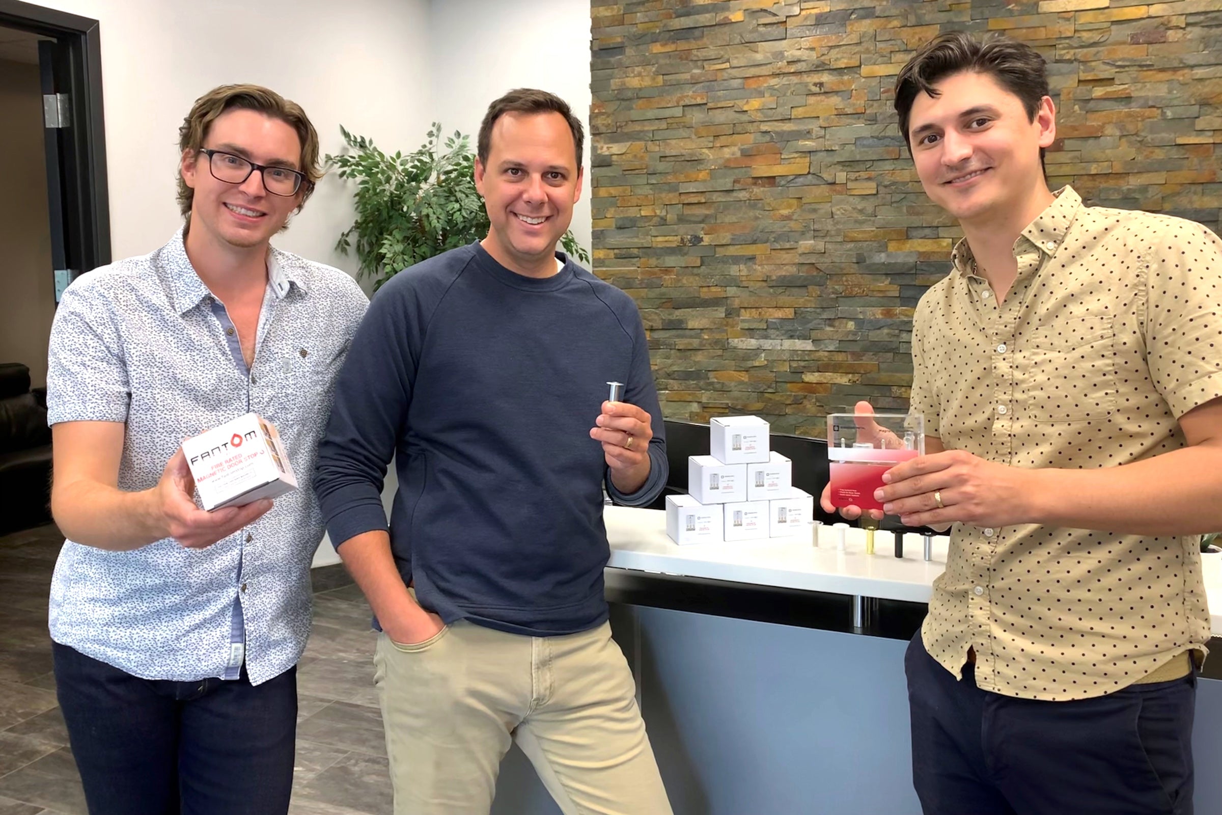 Fantom signs canada-wide exclusive deal with Standard Metal Hardware Manufacturing Ltd.