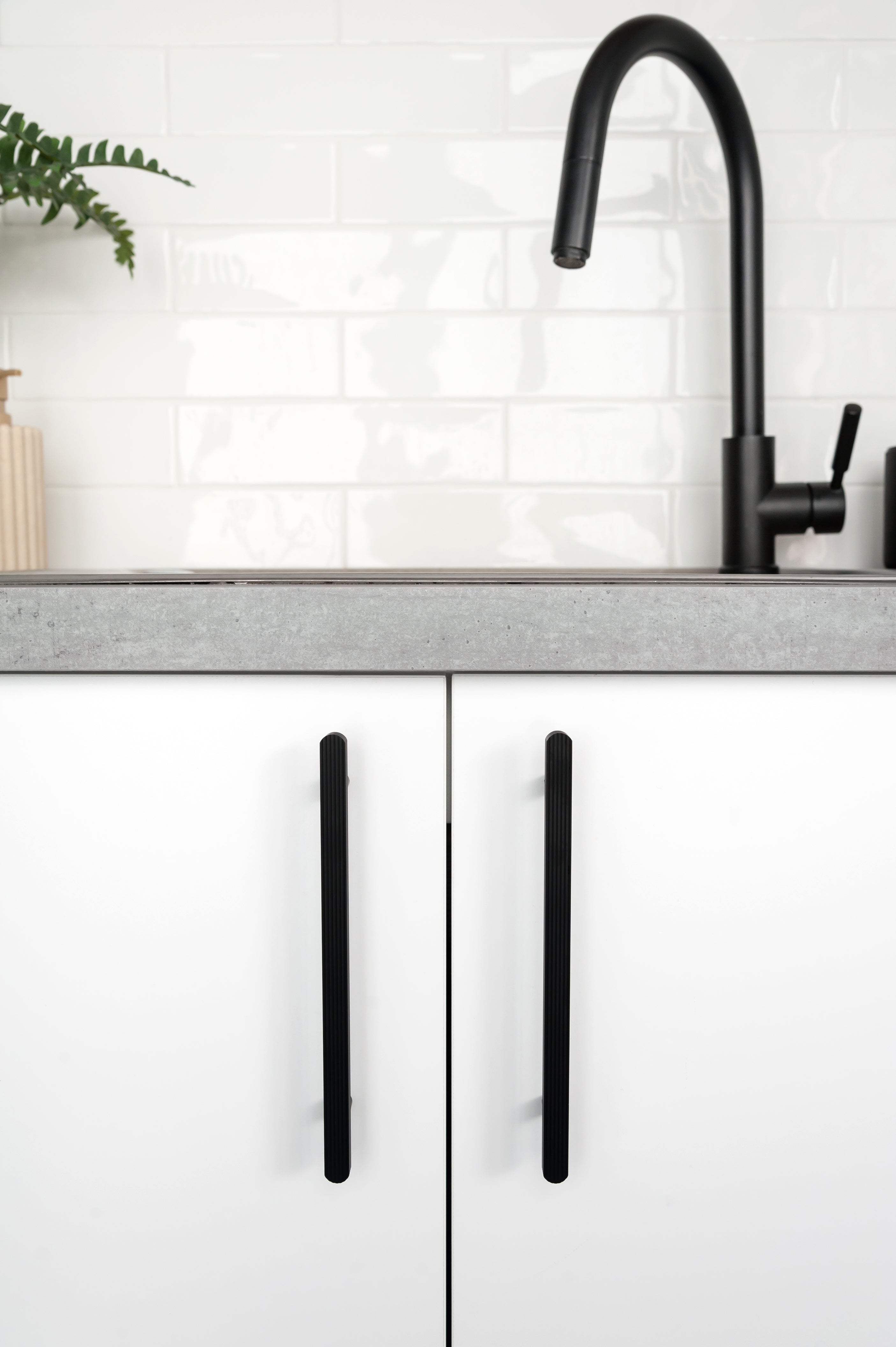 Vista Cabinet Handle