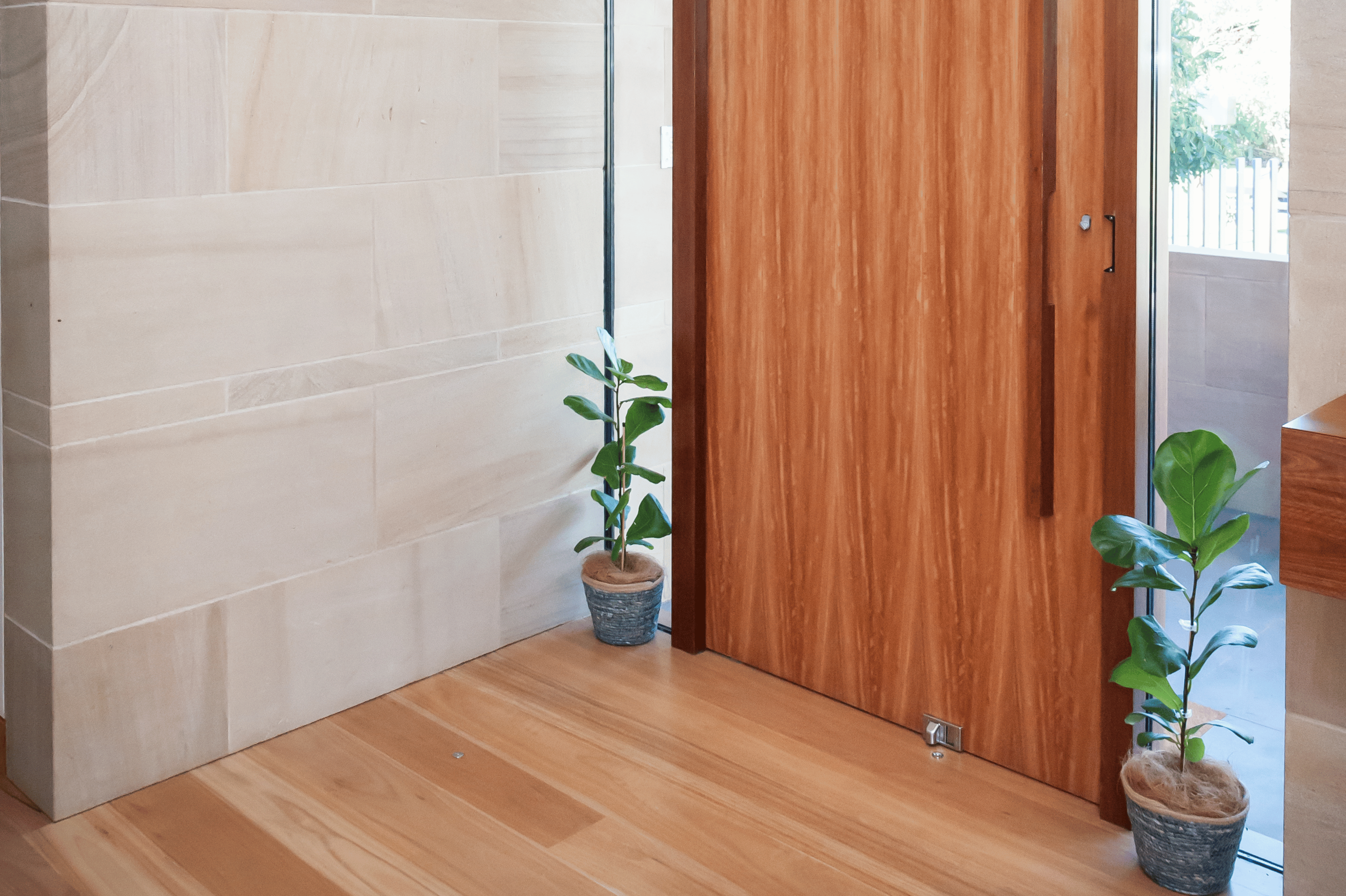 Fantom Defender - Security + Doorstop